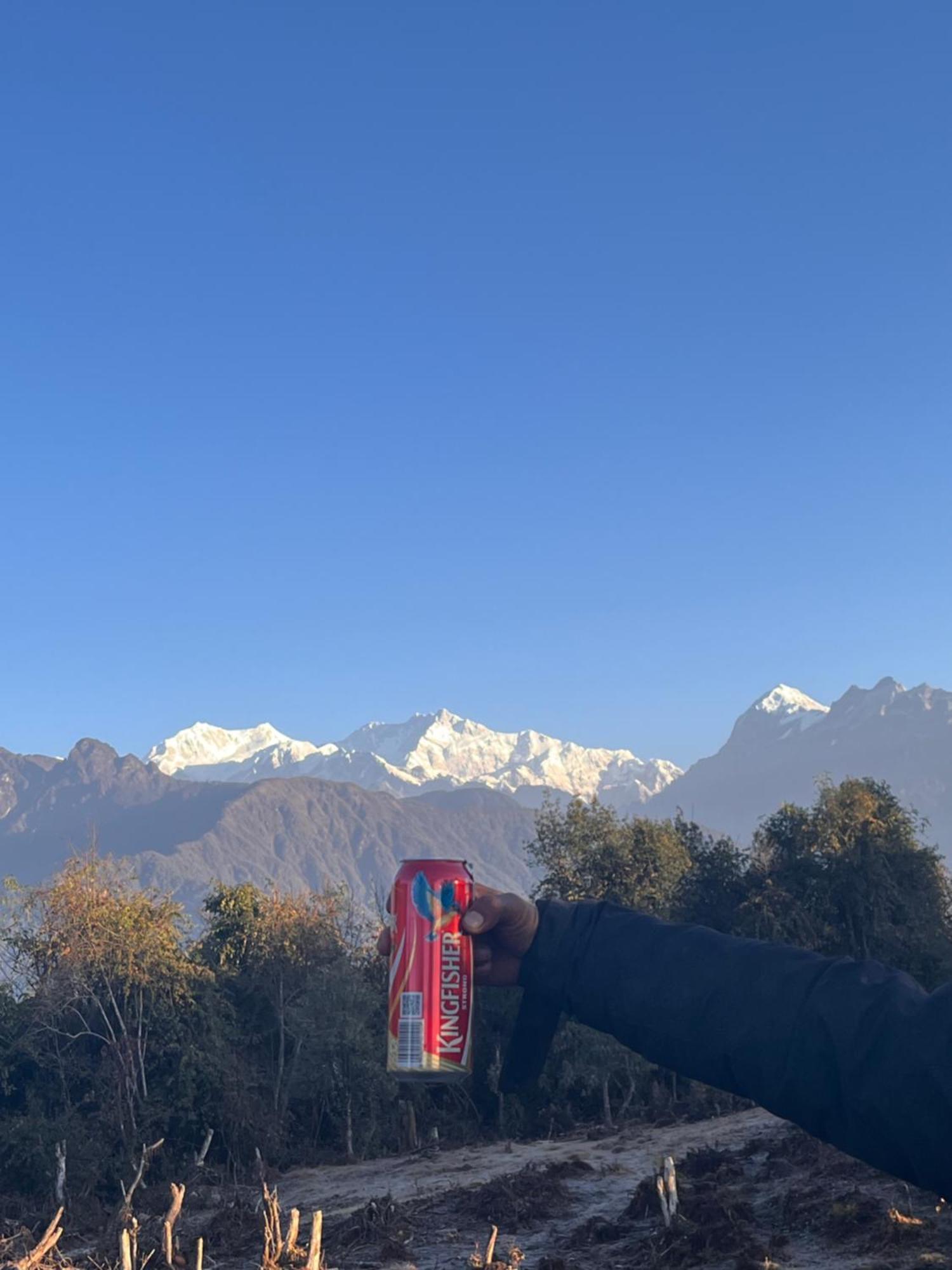 Wake In Himalayas Hostel Pelling Exterior photo